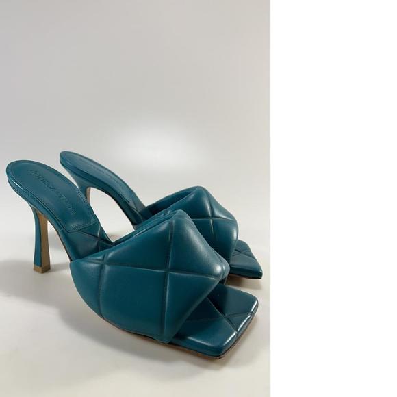 BOTTEGA VENETA Shoes - Rubber Lido Duck Green Quilted Square Toe Classic Sandals Heels D900